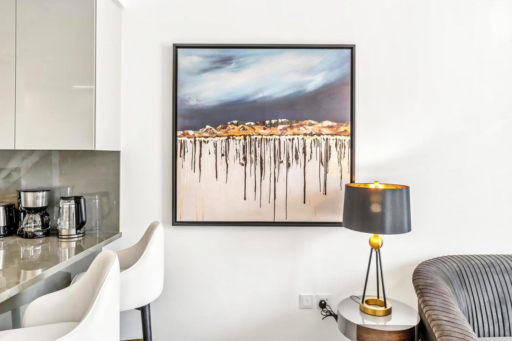 Fam Living Paragon Igo 1 Bed Modern Retreat * Dubai